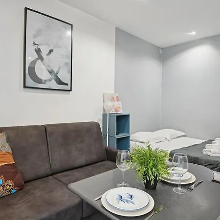 324 Vanves - Superb In Parigi