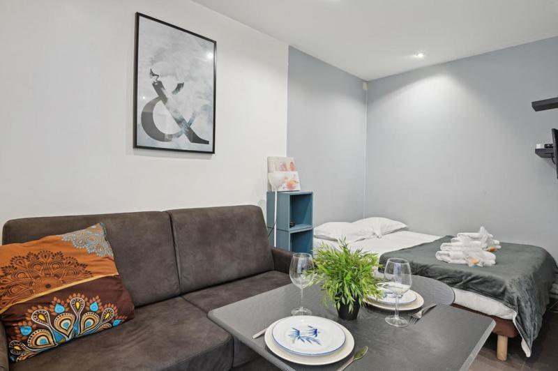 324 Vanves - Superb In Parigi